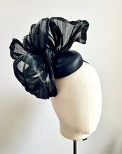 Alania - Black Leather and Silk Fascinator