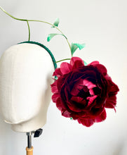 Lissi - Burgundy Feather Flower Fascinator
