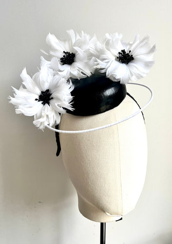 Peyton - Black & White Leather & Feather Fascinator